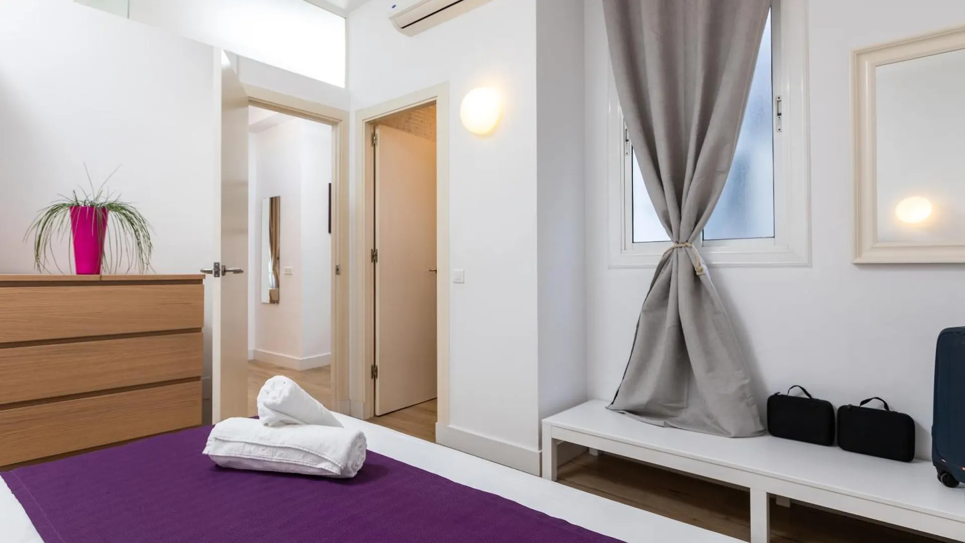 Mayerling Bisbe Urquinaona Barcelona